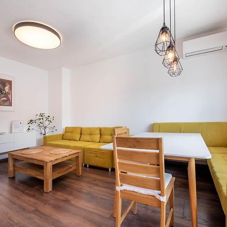 Cosy Apartment In Central Várna Kültér fotó